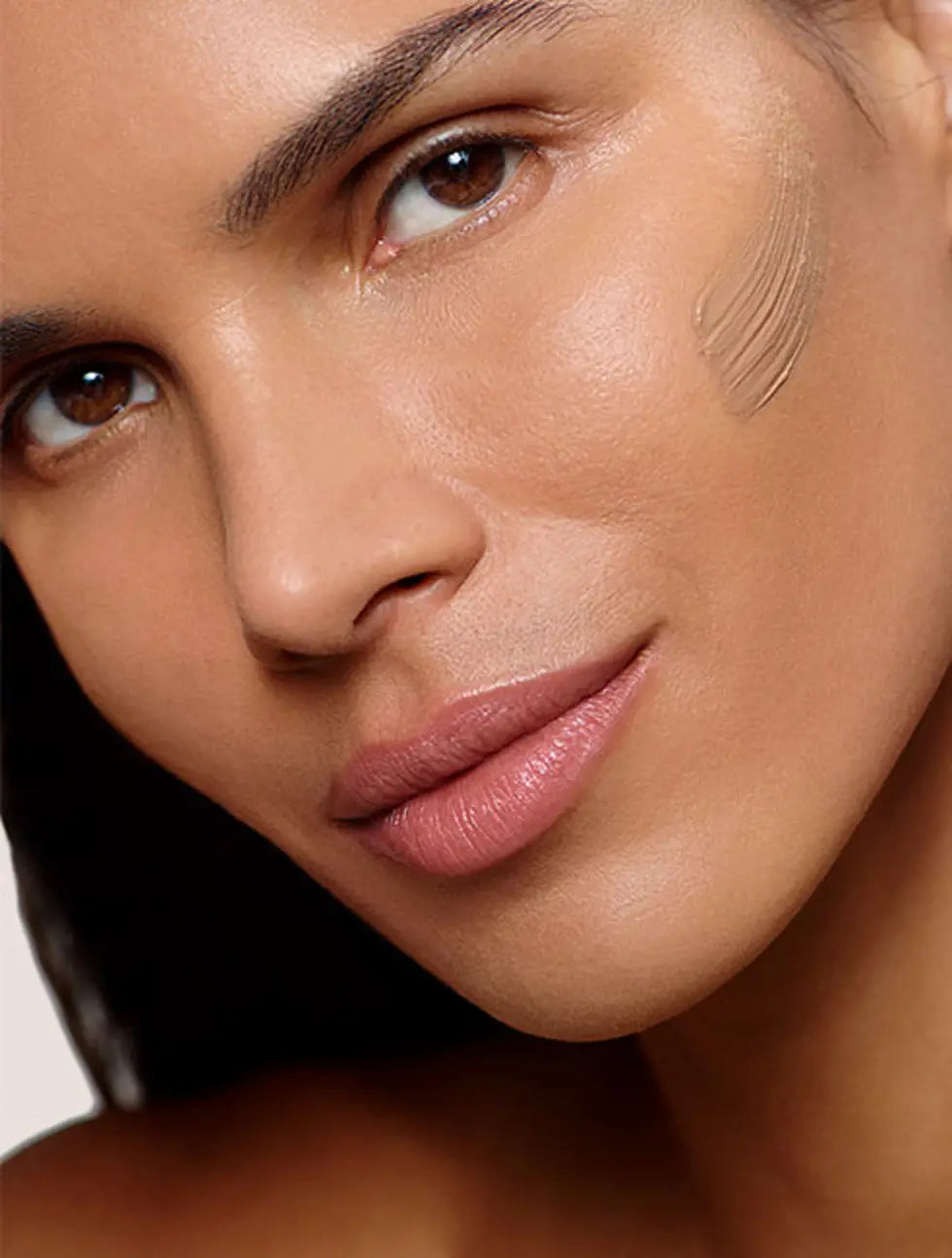 Satin Foundation SPF 15